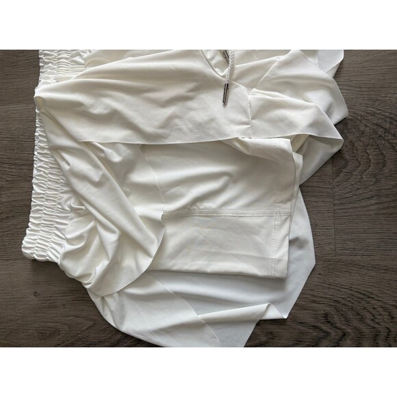 No Commnt white butterfly fluttery athletic shorts Small NWT - Picture 2 of 4